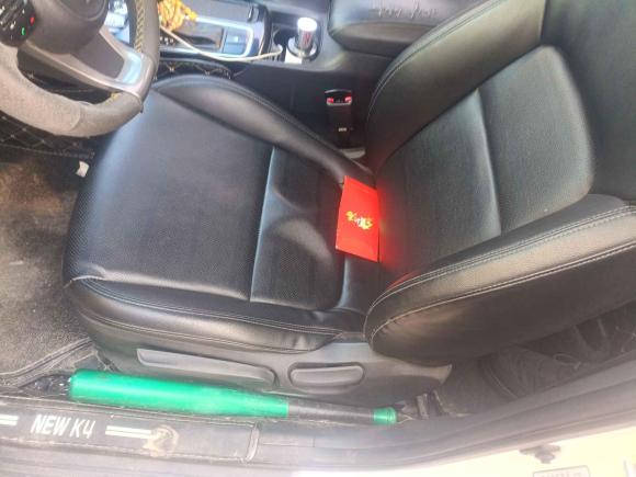 [青岛·鲁B] 二手起亚起亚K42014款 1.8L 自动GLS