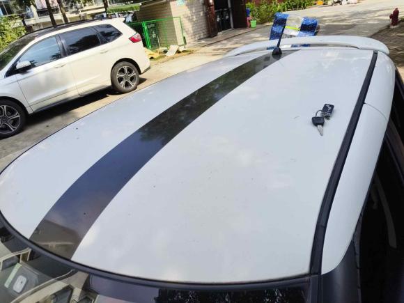 [上海·粤G] 二手铃木雨燕2013款 1.5L 手动20周年限量版