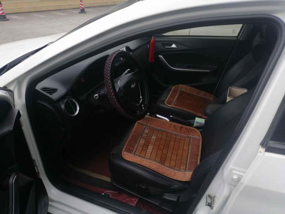 [成都·川A] 二手奇瑞瑞虎3x2018款 1.5L 自动精英版