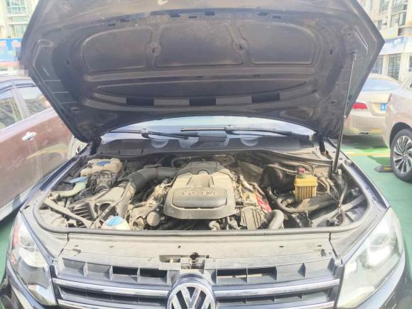 [上海·沪G] 二手大众途锐2011款 3.0TSI 舒适型