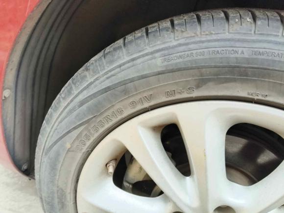 [西安·陕A] 二手奇瑞艾瑞泽72013款 1.6L 手动致享版