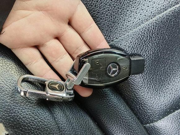 [北京·赣C] 二手奔驰奔驰C级2016款 C 180 L 运动型