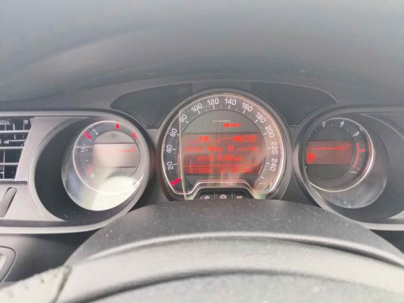 [济南·鲁A] 二手雪铁龙雪铁龙C52014款 1.6T 自动尊享型