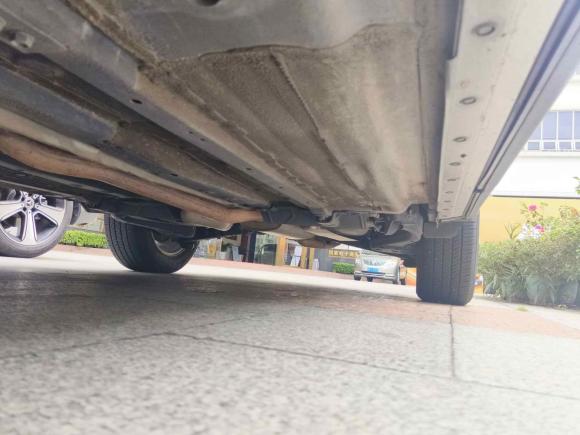 [深圳·粤B] 二手东风风度东风风度MX62015款 2.0L CVT两驱梦想版