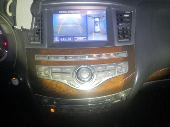 [上海·沪A] 二手英菲尼迪英菲尼迪QX602014款 2.5 S/C Hybrid 两驱卓越版