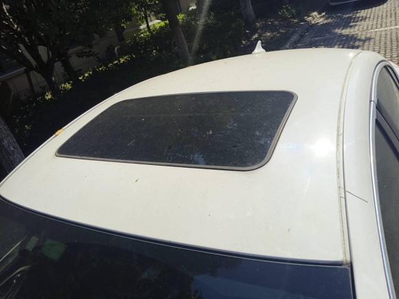 [上海·鲁Y] 二手别克君威2012款 2.4L SIDI旗舰版