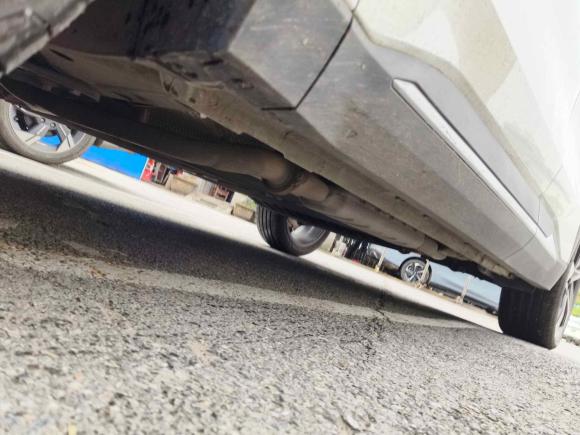 [武汉·鄂A] 二手吉利银河银河L72023款 1.5T 115km 星舰