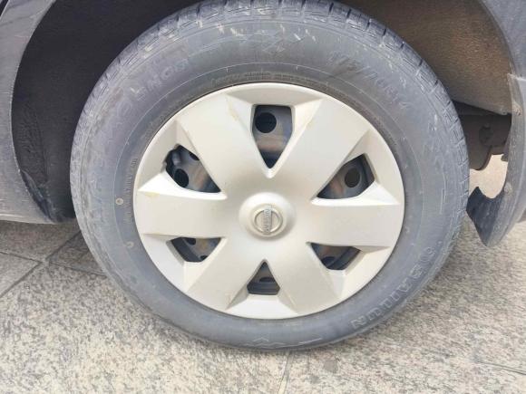 [无锡·苏B] 二手日产骊威2010款 劲悦版 1.6L 手动全能型