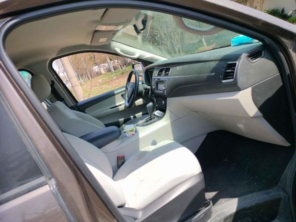 [上海·川A] 二手华颂华颂72015款 2.0T 自动舒适型