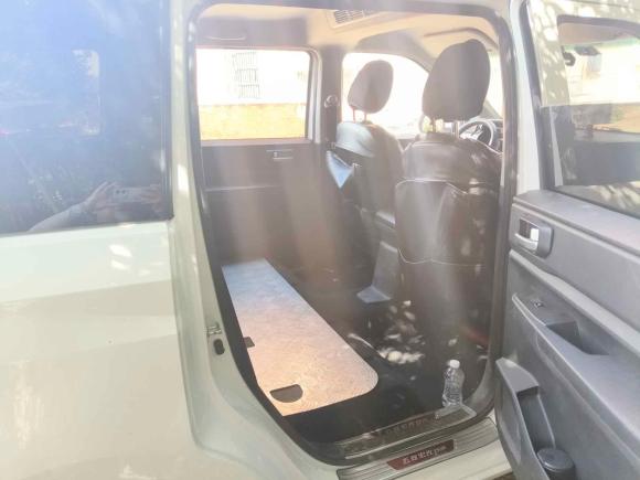 [义乌·浙G] 二手五菱汽车五菱宏光PLUS2019款 1.5T 手动舒适型 7座