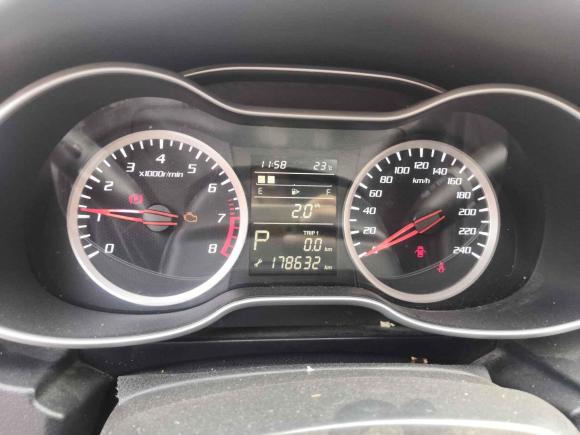 [合肥·皖A] 二手奔腾奔腾X402017款 1.6L 自动尊享型