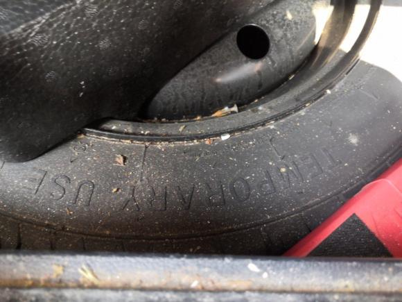 [成都·川M] 二手一汽森雅R72016款 1.6L 手动智能型