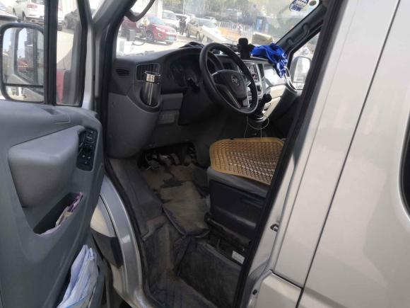 [武汉·鄂A] 二手福田图雅诺2021款 2.0T手动通途长轴中顶5/6/7座4F20TC3