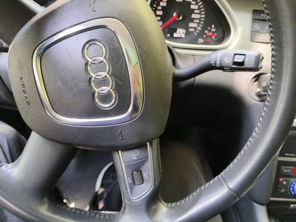 [上海·沪L] 二手奥迪奥迪Q72011款 3.0 TFSI 技术型(200kW)