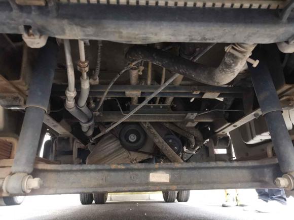 [合肥·粤B] 二手长安跨越跨越王X52018款 1.5L标准型单排后双轮标准货箱DK15C