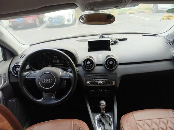 [上海·沪L] 二手奥迪奥迪A12016款 30 TFSI Sportback Design风尚版