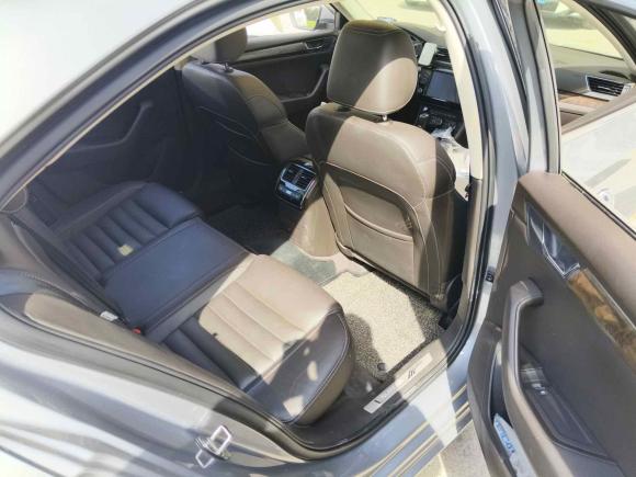 [合肥·皖A] 二手斯柯达速派2016款 TSI380 DSG旗舰版