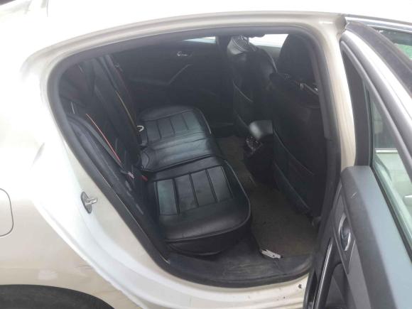 [金华·苏A] 二手标致标致5082012款 2.0L 自动天窗经典版