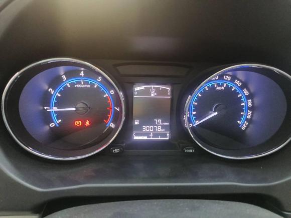 [武汉·鄂A] 二手东风风行风行S5002016款 1.6L 手动尊享型