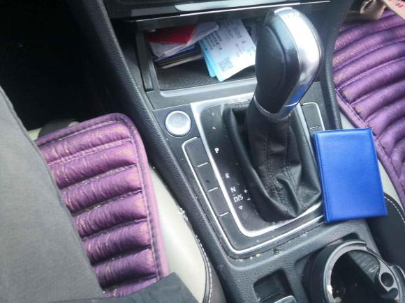 [义乌·浙G] 二手大众高尔夫2017款 230TSI 自动豪华百万辆纪念版