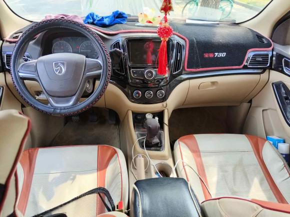 [上海·皖A] 二手宝骏宝骏7302015款 1.8L 手动舒适ESP版 7座