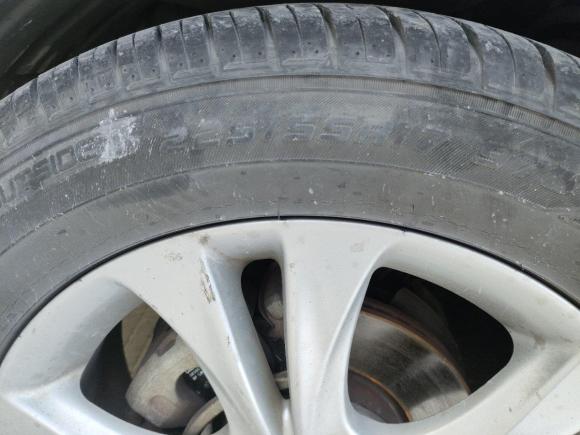 [佛山·粤E] 二手现代索纳塔2011款 2.0L 自动豪华版