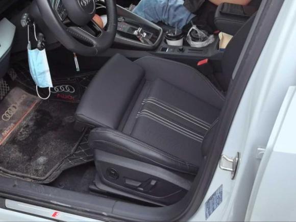 [青岛·鲁B] 二手奥迪奥迪A32021款 A3L Limousine 35 TFSI 时尚运动型