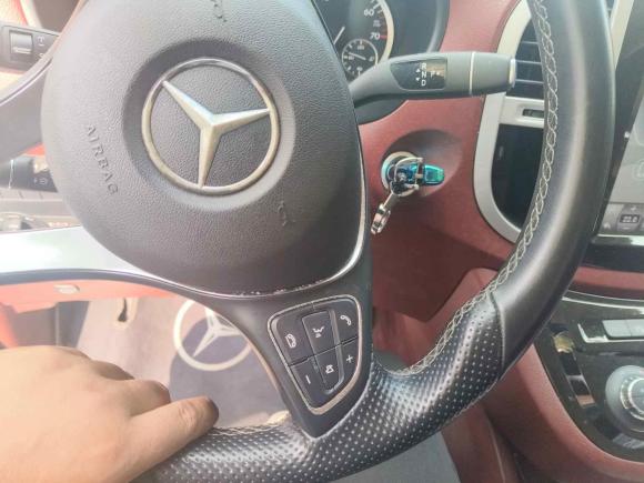 [杭州·浙A] 二手奔驰威霆2016款 2.0T 商务版