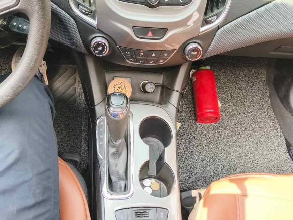 [成都·川A] 二手雪佛兰科鲁兹2018款 320 自动先锋天窗版