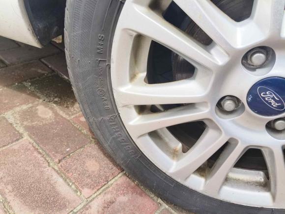 [青岛·鲁B] 二手福特嘉年华2013款 两厢 1.5L 自动时尚型