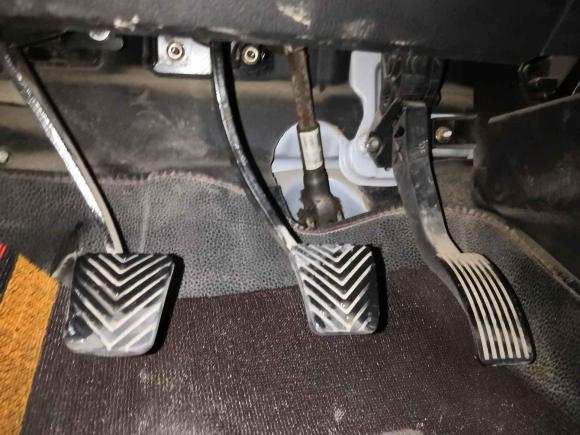 [西安·陕A] 二手长安凯程长安欧尚A6002016款 1.5L 手动豪华型7座