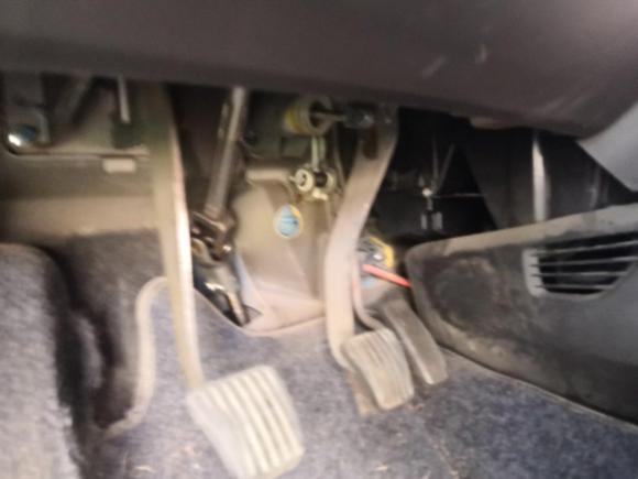 [上海·鄂E] 二手雪佛兰赛欧2013款 三厢 1.4L 手动优逸幸福版