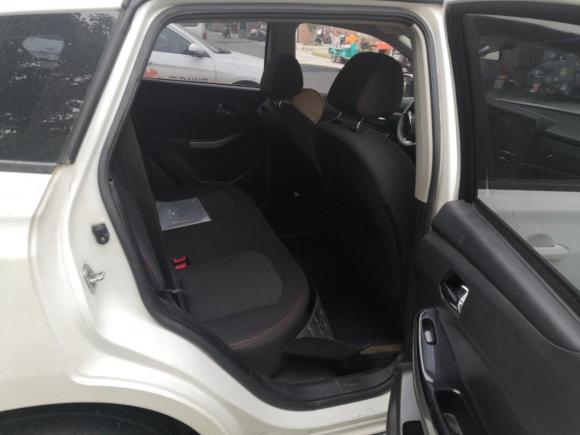 [苏州·苏E] 二手启辰启辰T702018款 1.6L 手动睿趣版