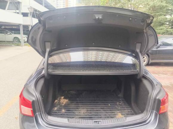 [青岛·鲁B] 二手别克威朗2015款 三厢 15S 自动领先型