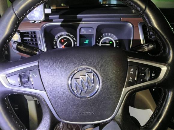 [深圳·粤B] 二手别克别克GL82017款 25S 舒适型 国V