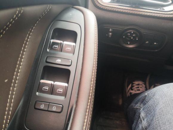 [西安·陕A] 二手奇瑞瑞虎72018款 1.5T 手动精英版 国V