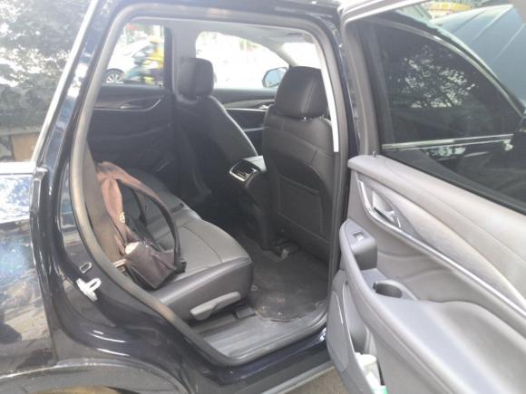 [成都·川A] 二手别克昂科旗2022款 652T 两驱尊贵型 7座