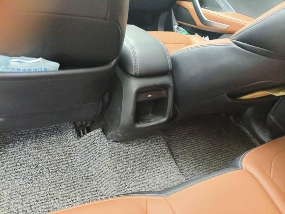 [深圳·鄂J] 二手宝骏宝骏5102017款 1.5L 手动豪华型