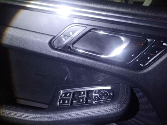 [深圳·粤B] 二手保时捷Macan2014款 Macan 2.0T