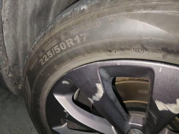 [苏州·苏E] 二手吉利几何吉利几何C2022款 蓝莓C400