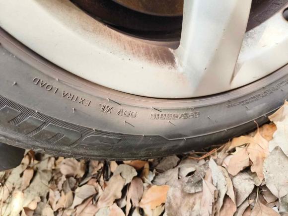 [武汉·鄂A] 二手奥迪奥迪A4L2013款 35 TFSI 自动舒适型