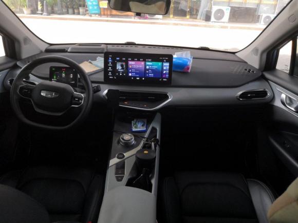 [深圳·粤B] 二手几何汽车几何C2020款 甄选续航版 550KM C++