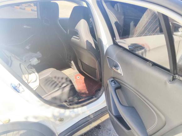 [济南·鲁A] 二手奔驰奔驰GLA2018款 GLA 200 时尚型