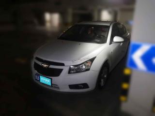 雪佛兰科鲁兹2013款 掀背 1.6L 自动豪华型