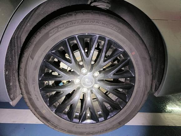 [成都·川A] 二手英菲尼迪英菲尼迪Q702015款 Q70L 2.5L 精英版