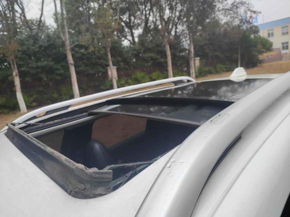 [无锡·苏B] 二手Jeep自由光2016款 2.4L 领先智能版