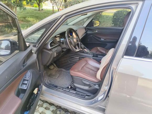 [无锡·苏B] 二手别克别克GL62018款 18T 6座尊贵型