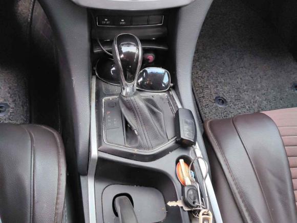 [武汉·鄂A] 二手江铃驭胜S3502014款 2.4T 自动两驱柴油豪华天窗版5座