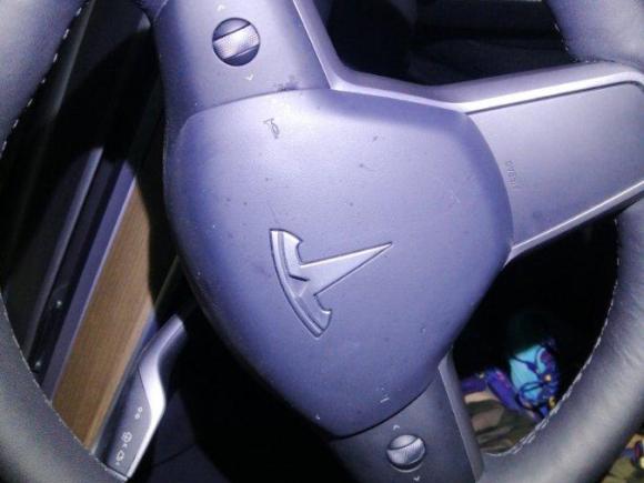 [上海·沪A] 二手特斯拉Model Y2021款 标准续航后驱版