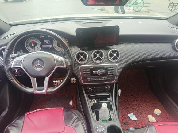 [成都·川A] 二手奔驰奔驰A级2015款 A 200 运动型